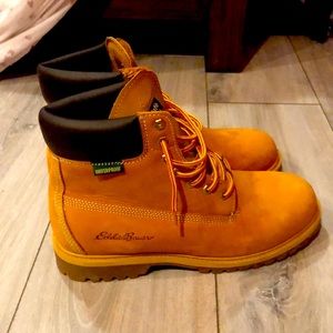 Eddie Bauer  boots size 11